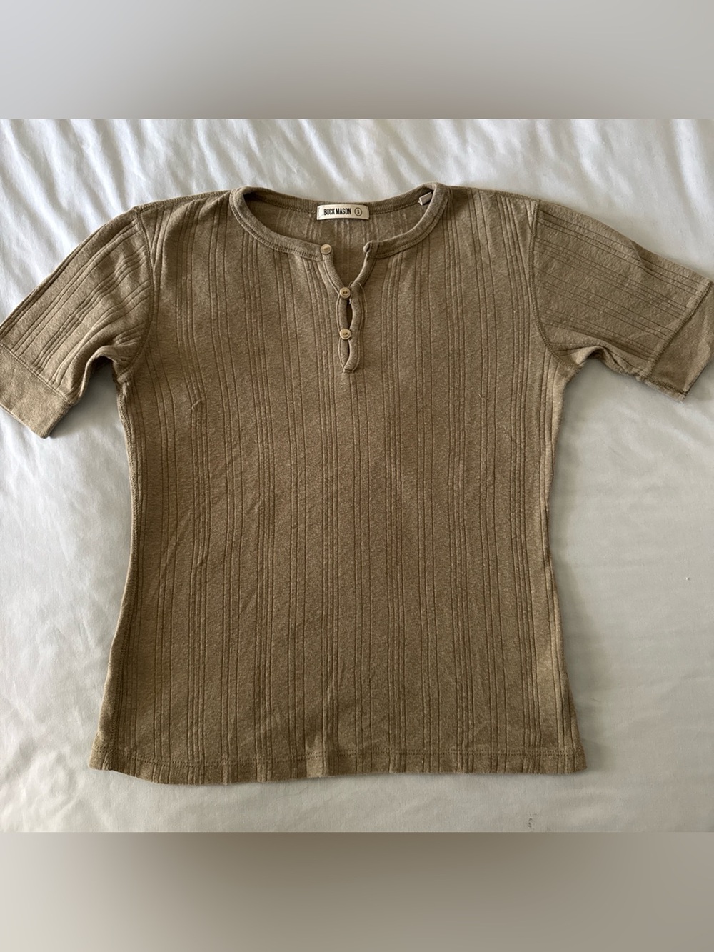 Buck Mason Ribbed Henley Tee in Taupe Brown